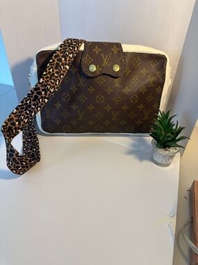 Louis Vuitton Former Project Crossbody 
No Visible Date code
12” x 8” x 3”